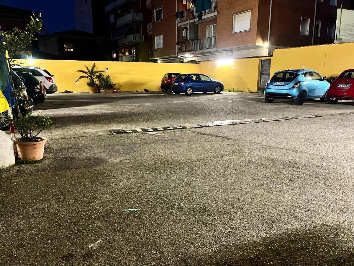 Centralissimo Bilocale,Parcheggio,Ac,Vicino A Stazione,Aeroporto 比萨 外观 照片